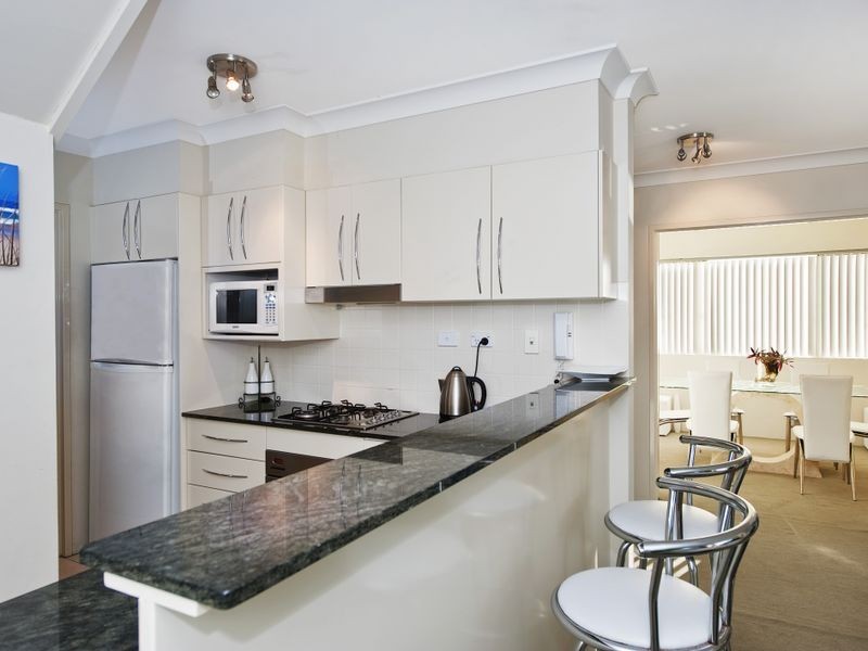 15/34-38 Boronia Street, Dee Why NSW 2099