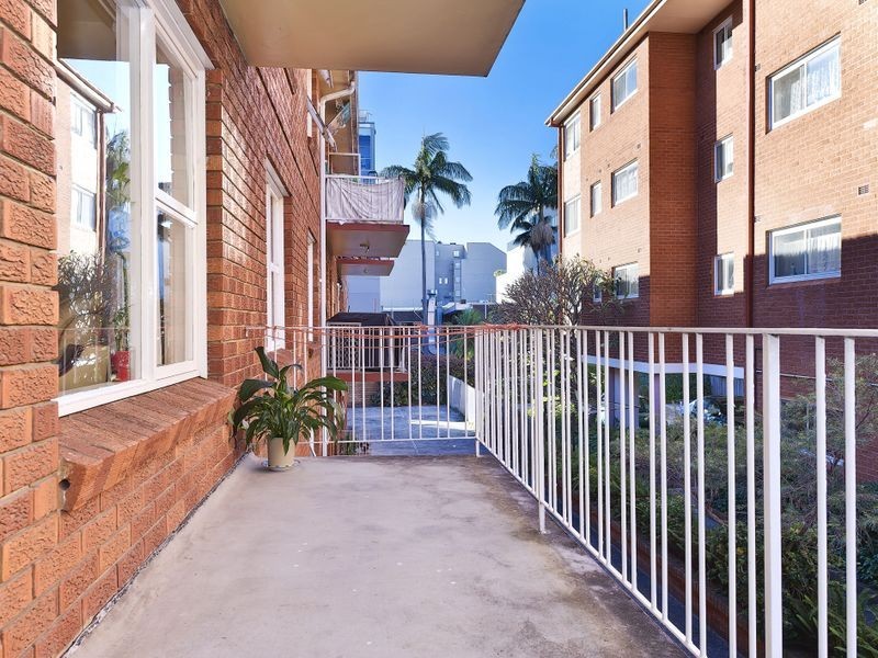 3/18 Pacific Parade, Dee Why NSW 2099