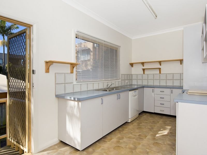 10 Burne Avenue, Narraweena NSW 2099