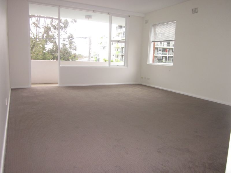 2/2 Kingsway, Dee Why NSW 2099