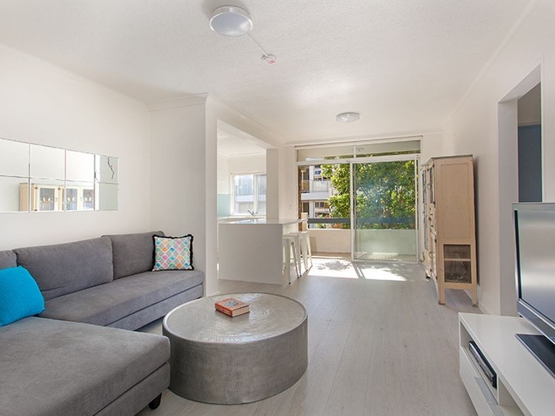 8/68 -70 Pacific Parade, Dee Why NSW 2099