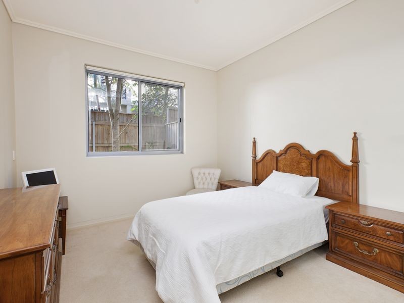 C2/31-37 Pacific Parade, Dee Why NSW 2099