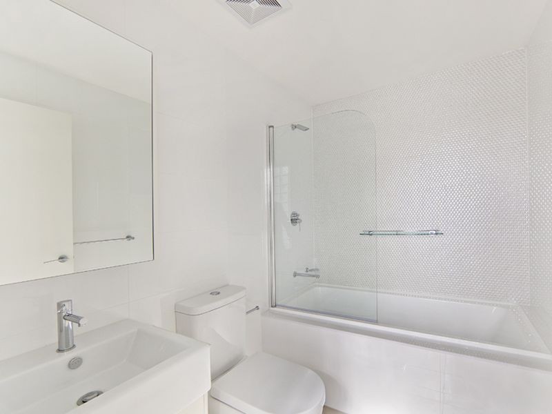 25/72-74 Pacific Parade, Dee Why NSW 2099