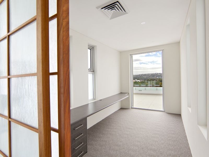 25/72-74 Pacific Parade, Dee Why NSW 2099