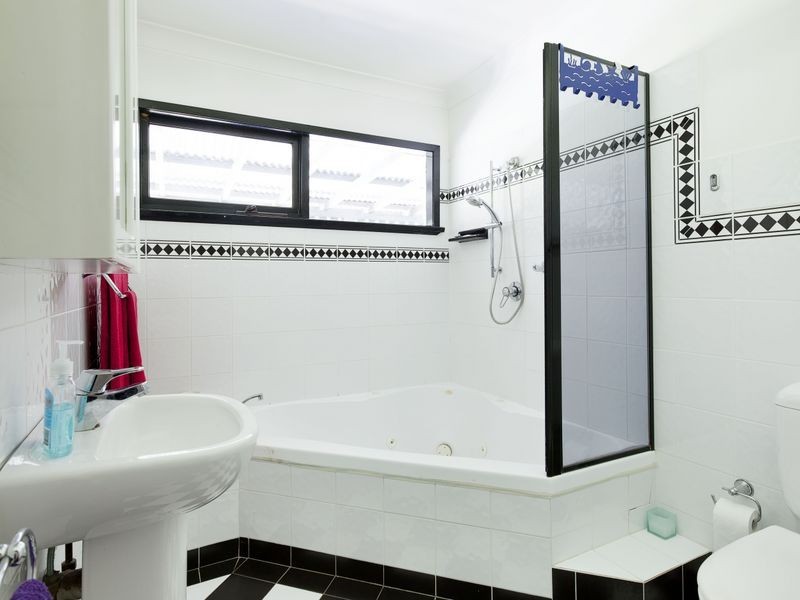 219 South Creek Road, Wheeler Heights NSW 2097