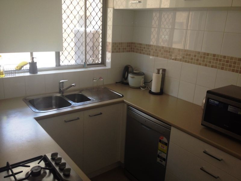 7/4 Wheeler Parade, Dee Why NSW 2099