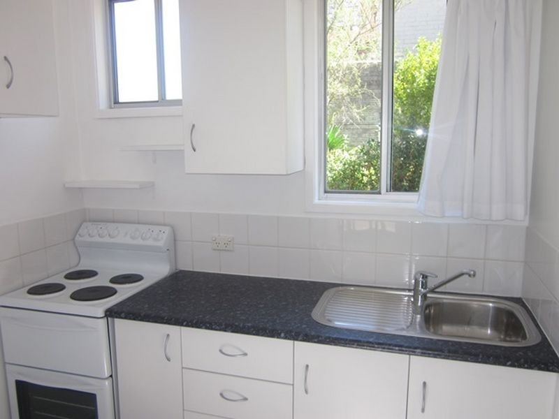 2/10 Moorilla Street, Dee Why NSW 2099