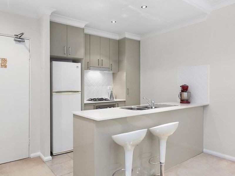 15/28-32 Sturdee Parade, Dee Why NSW 2099