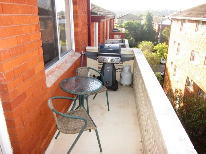 12/109 Pacific Parade, Dee Why NSW 2099