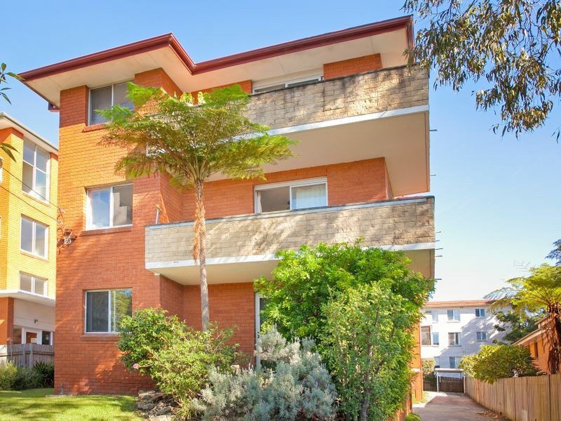 4/11 Wheeler Parade, Dee Why NSW 2099