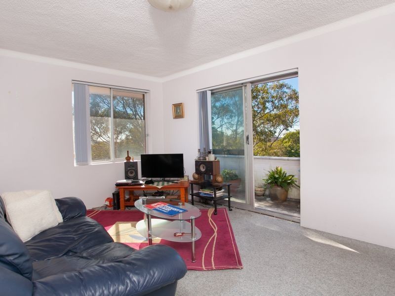 4/11 Wheeler Parade, Dee Why NSW 2099