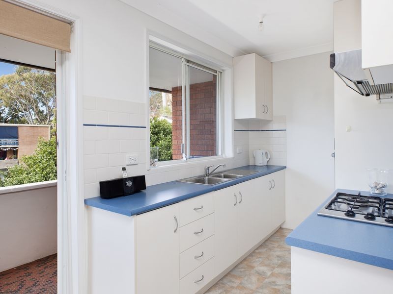 8/30 The Crescent, Dee Why NSW 2099