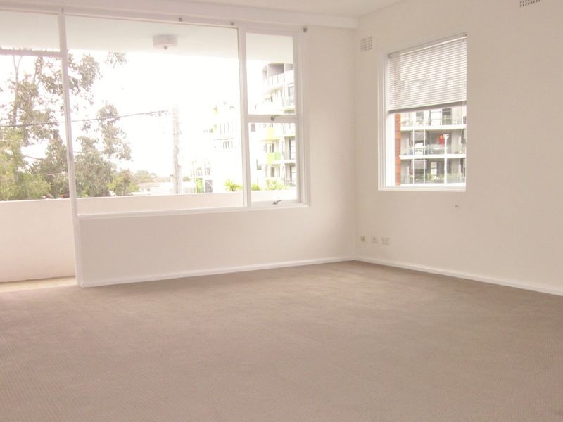 2/2 Kingsway, Dee Why NSW 2099