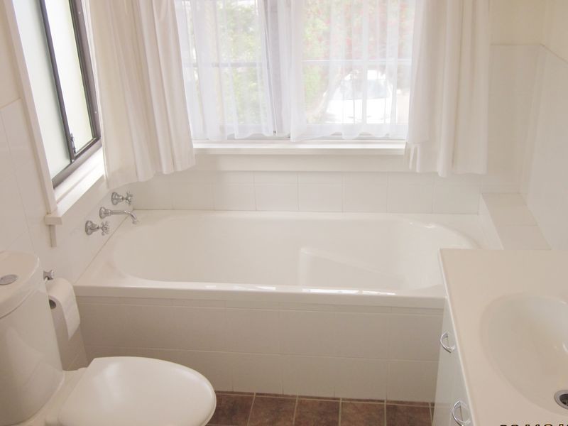 1/10 Moorilla St, Dee Why NSW 2099