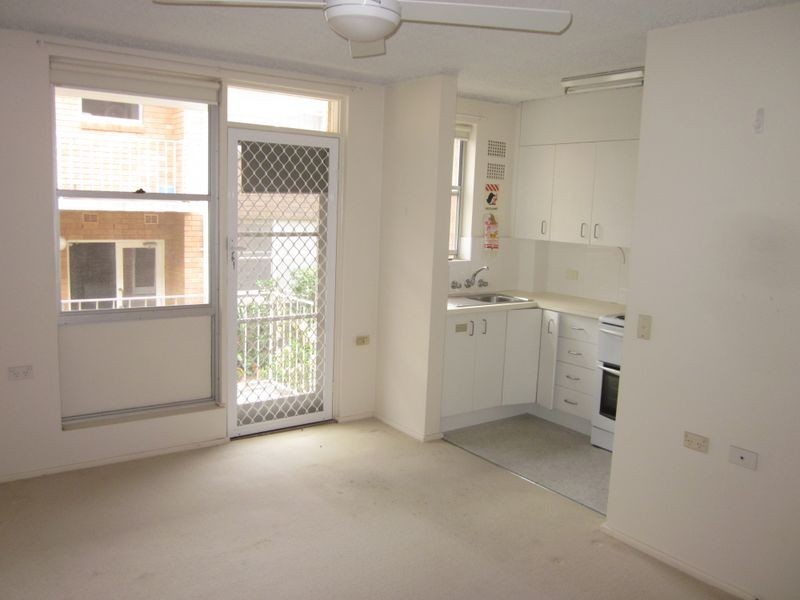 9/5-7 Wheeler Parade, Dee Why NSW 2099