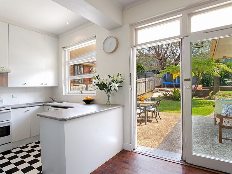 4 Whaddon Avenue, Dee Why NSW 2099