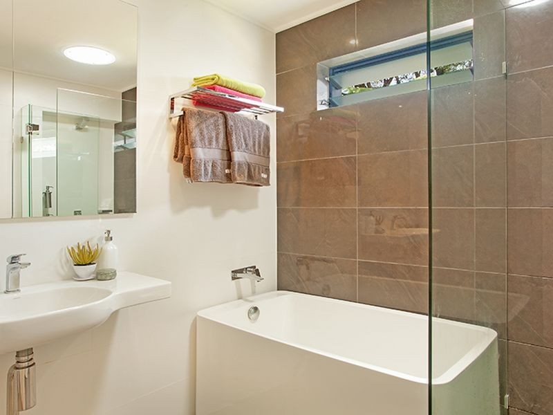 4 Whaddon Avenue, Dee Why NSW 2099