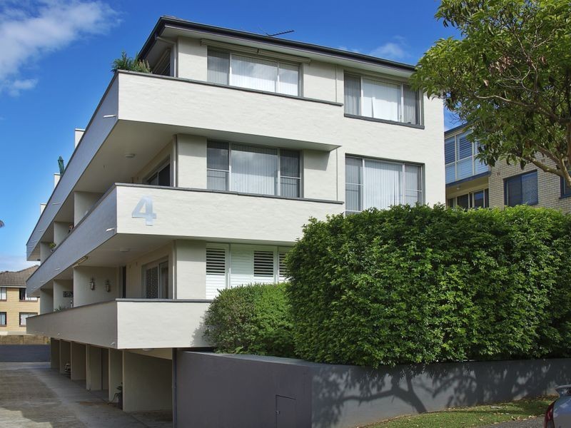 7/4 Wheeler Parade, Dee Why NSW 2099