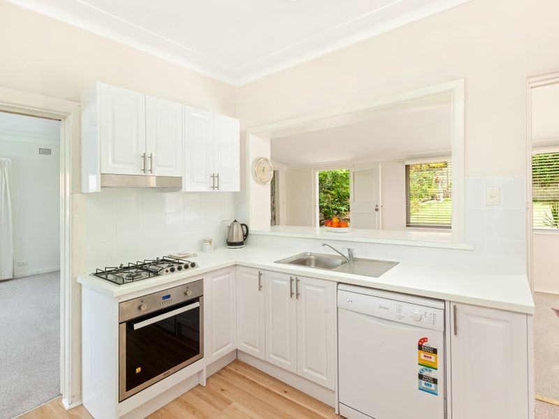 23 Oxford Falls Road, Beacon Hill NSW 2100