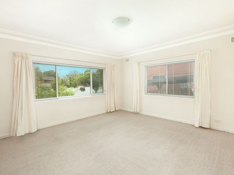 23 Oxford Falls Road, Beacon Hill NSW 2100