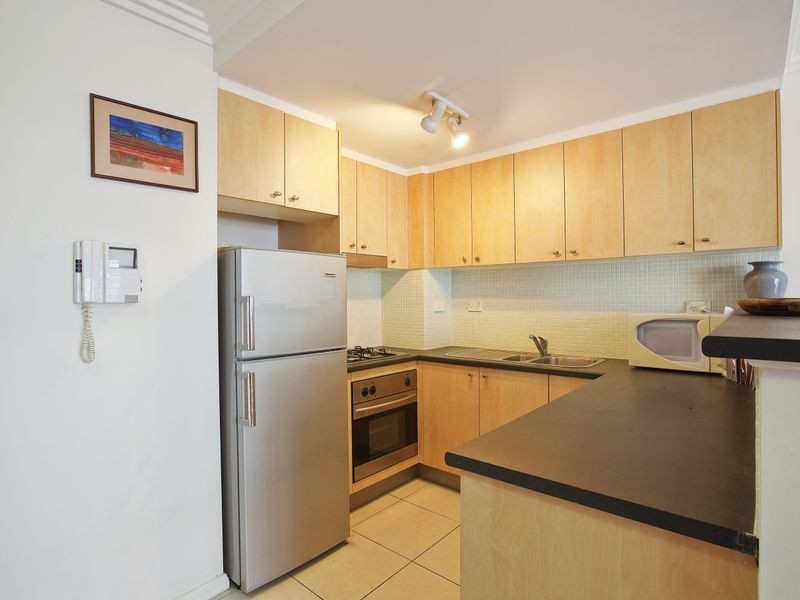 17/1-3 Sturdee Parade, Dee Why NSW 2099