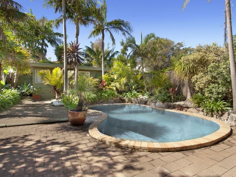 56 Headland Road, North Curl Curl NSW 2099