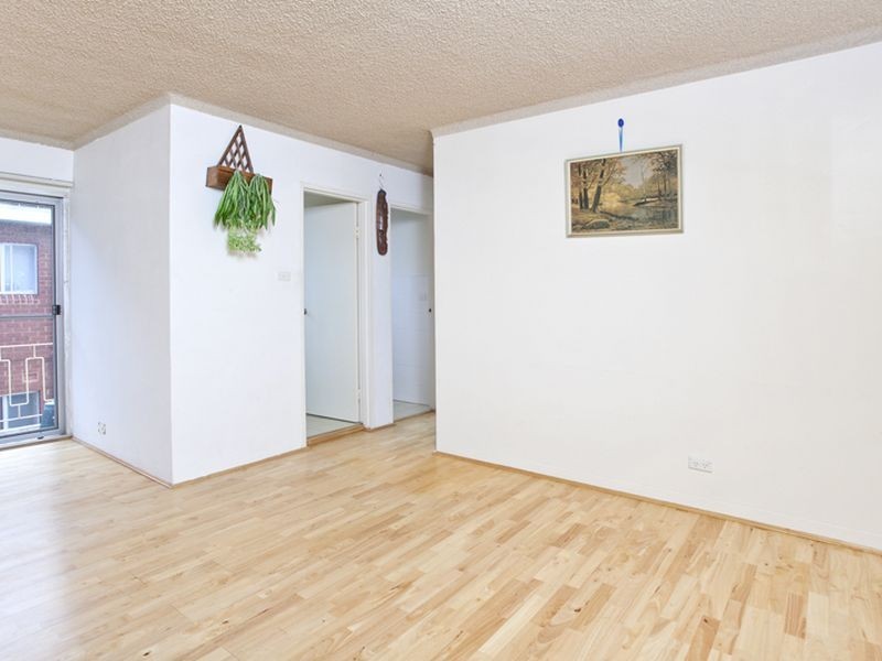 10/3 Francis Street, Dee Why NSW 2099