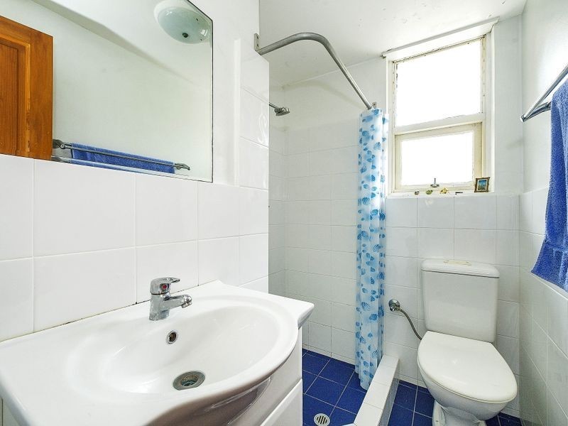 2/42 Howard Avenue, Dee Why NSW 2099