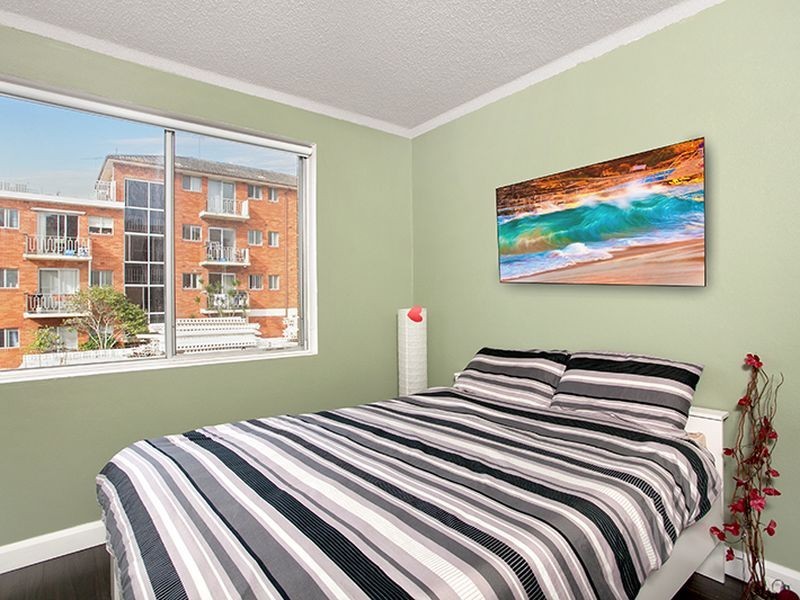 2/98 Howard Avenue, Dee Why NSW 2099