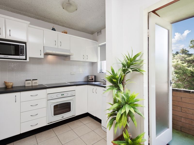 11/11 Ilikai Place, Dee Why NSW 2099