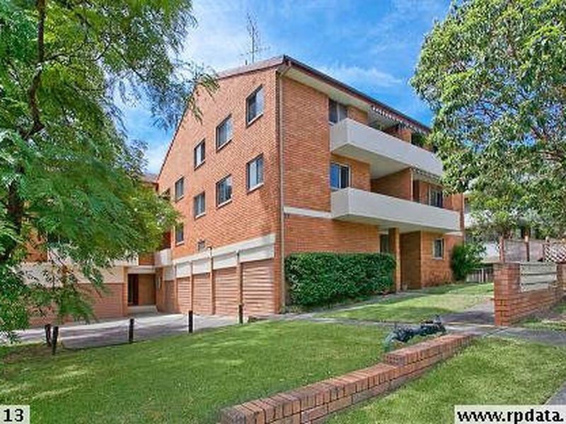 17/12 Wheeler Parade, Dee Why NSW 2099