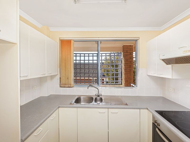 11/7 Clyde Rd, Dee Why NSW 2099