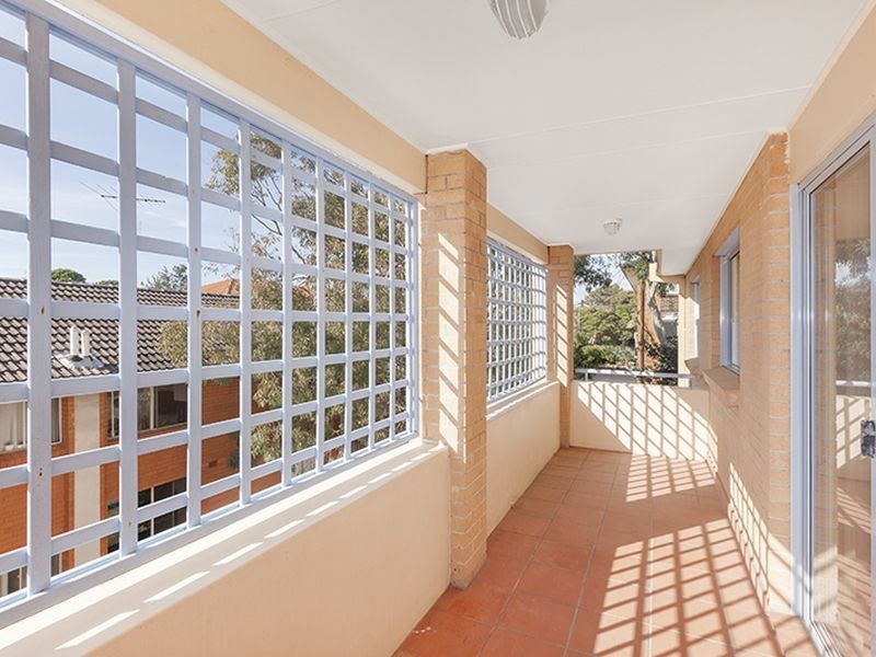 11/7 Clyde Rd, Dee Why NSW 2099