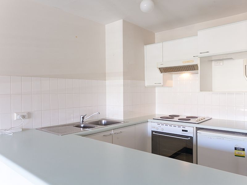 2/98 Dee Why Parade, Dee Why NSW 2099