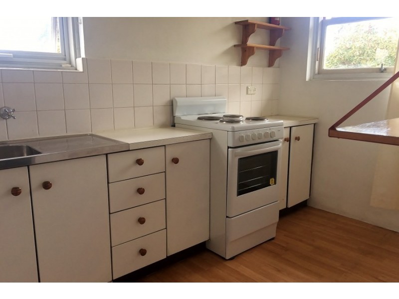 8/25 Tor Road, Dee Why NSW 2099