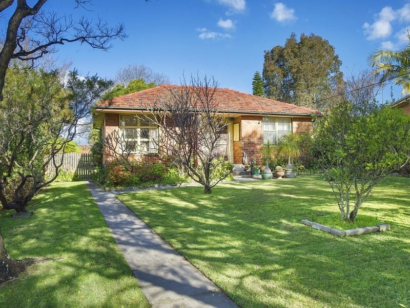 16 The Circle, Narraweena NSW 2099
