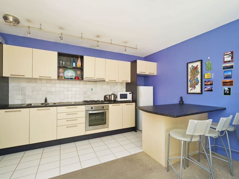 19/15 Kooloora Avenue, Freshwater NSW 2096