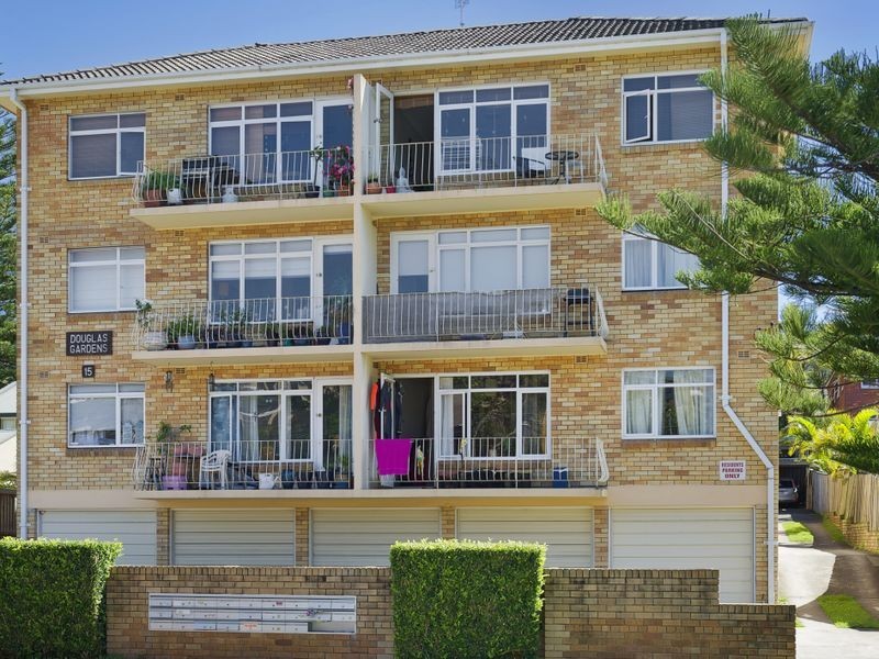 19/15 Kooloora Avenue, Freshwater NSW 2096