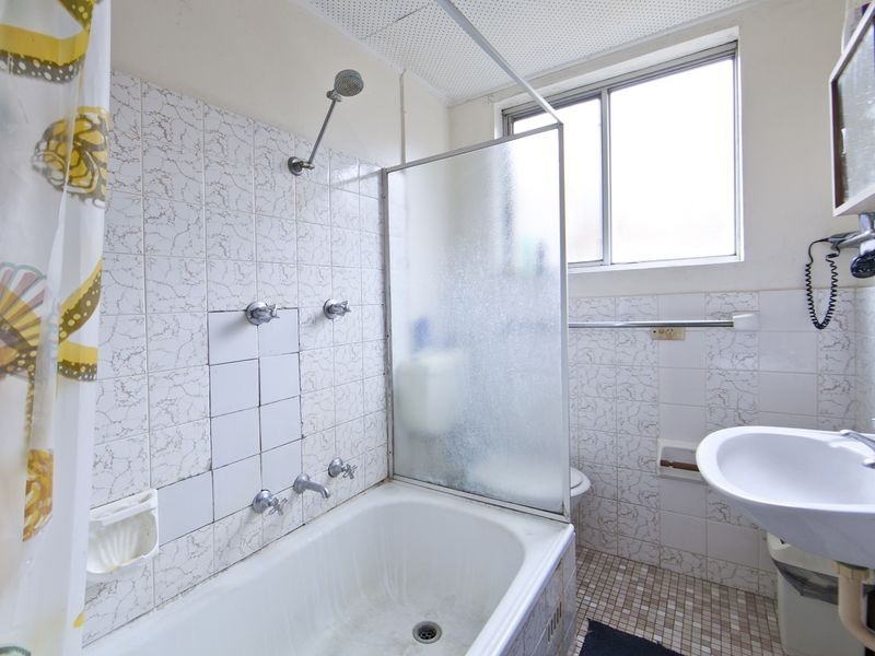 8/8 Avon Road, Dee Why NSW 2099