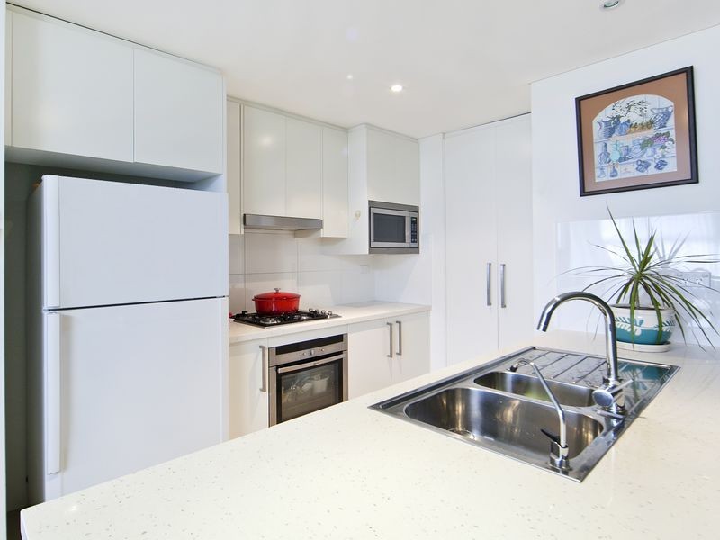 8/69-71 Oaks Avenue, Dee Why NSW 2099