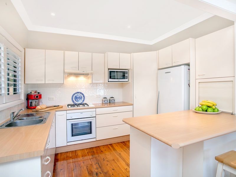 6 Jocelyn Street, North Curl Curl NSW 2099