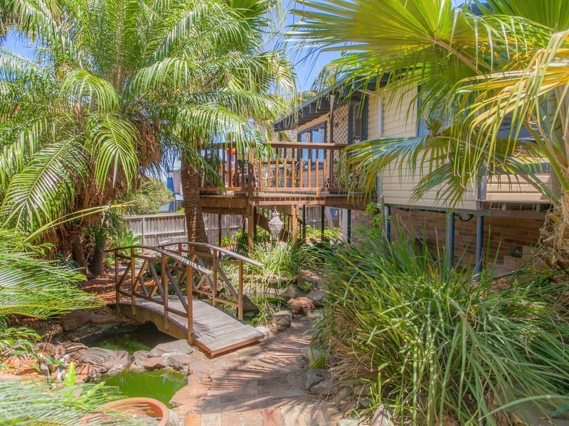 6 Jocelyn Street, North Curl Curl NSW 2099