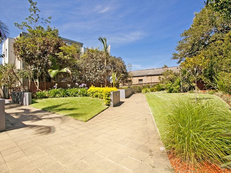 B5/31-37 Pacific Parade, Dee Why NSW 2099