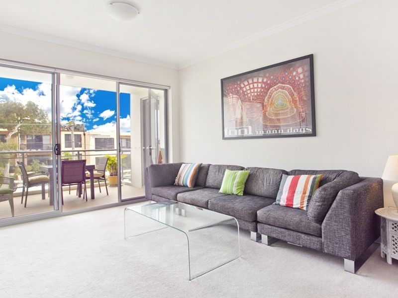 18/2-6 The Crescent, Dee Why NSW 2099