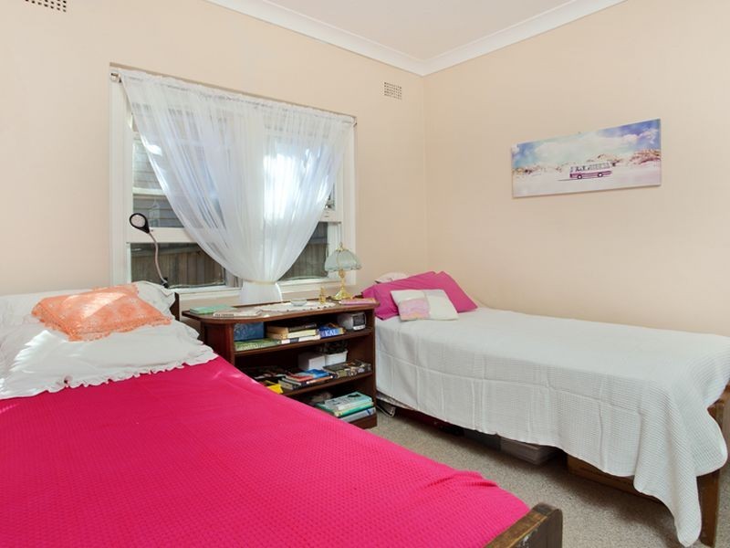 85 Consul Road North, Narraweena NSW 2099