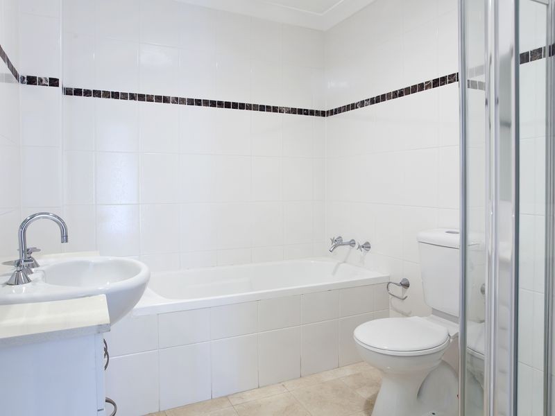 14/8 Shackel Avenue, Brookvale NSW 2100