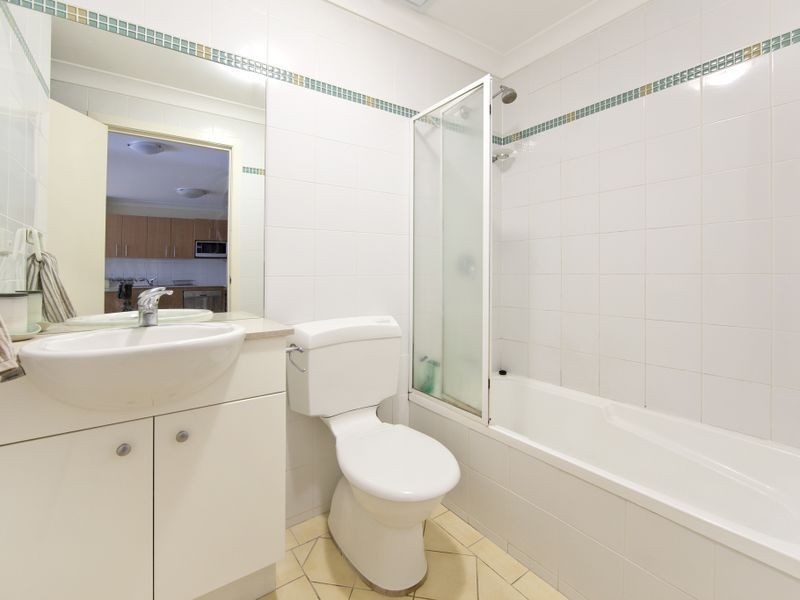 9/50-52 Old Pittwater Road, Brookvale NSW 2100