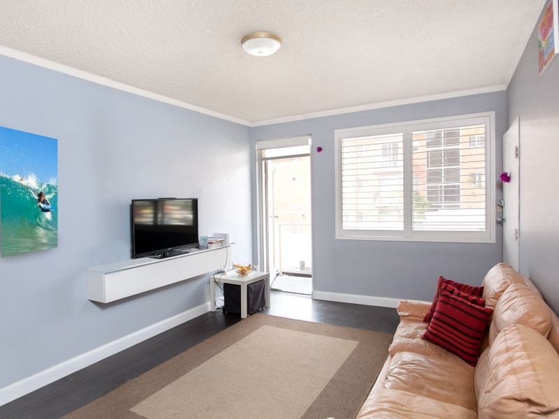 2/98 Howard Avenue, Dee Why NSW 2099