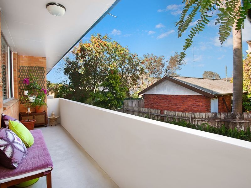 8/2 Holborn Avenue, Dee Why NSW 2099