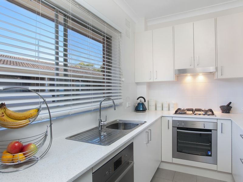 6/2 Holborn Avenue, Dee Why NSW 2099
